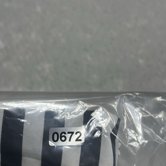 Lululemon Tank Top Womens Size 6 Water Bound Singlet Apex Stripe Printed Dune - Picture 11 of 11